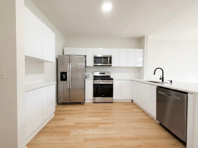 Foto del edificio - 1089 Ellsworth Dr