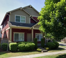 Building Photo - 5115 Balustrade Blvd SE