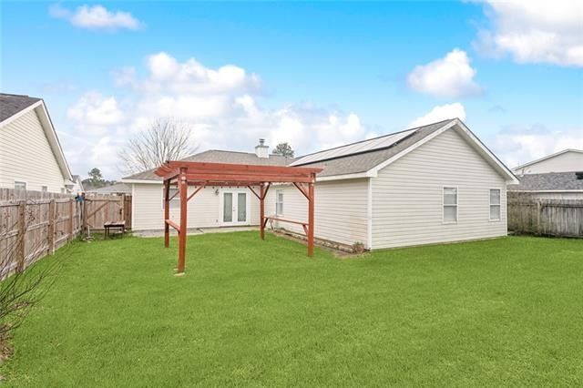 Foto del edificio - 5608 Wesley Ln