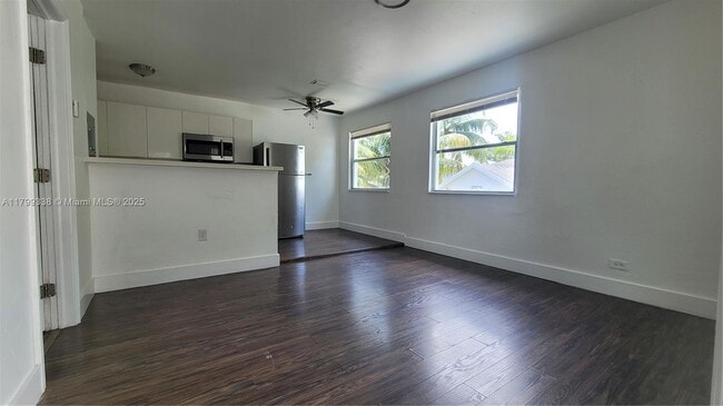 Building Photo - 1335 SW 8th St