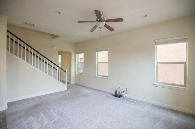 Building Photo - Single Family Home in Gated Community in D...