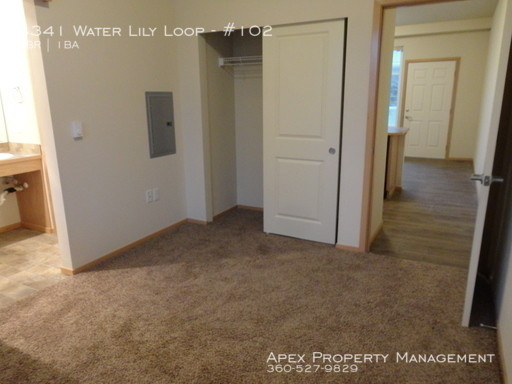 Building Photo - 4341 Water Lily Loop