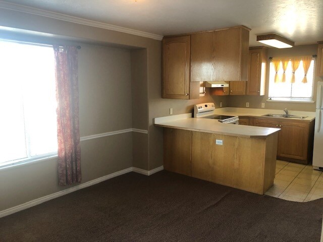 Foto del edificio - 915 N 500 W