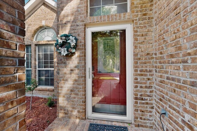 Building Photo - 4933 Bacon Dr
