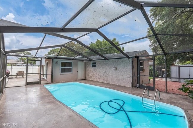 Building Photo - 4 br, 2 bath House - 9086 Walsingham Rd