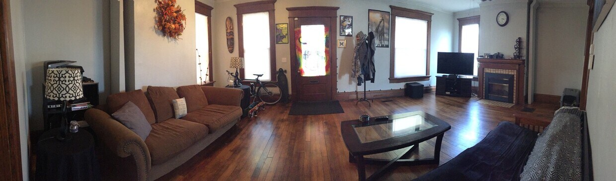 Primary Photo - Franklinton gem alert! Fully renovated 5-b...