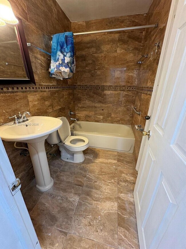 Foto del edificio - 2531 NW 88th St