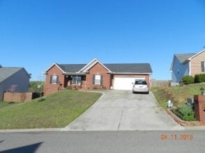 Building Photo - 8323 Whippoorwill Dr