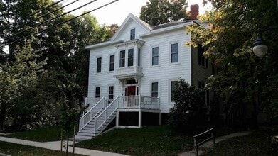 Building Photo - 270 Richards Ave