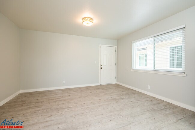 Foto del edificio - 283 E Reed St