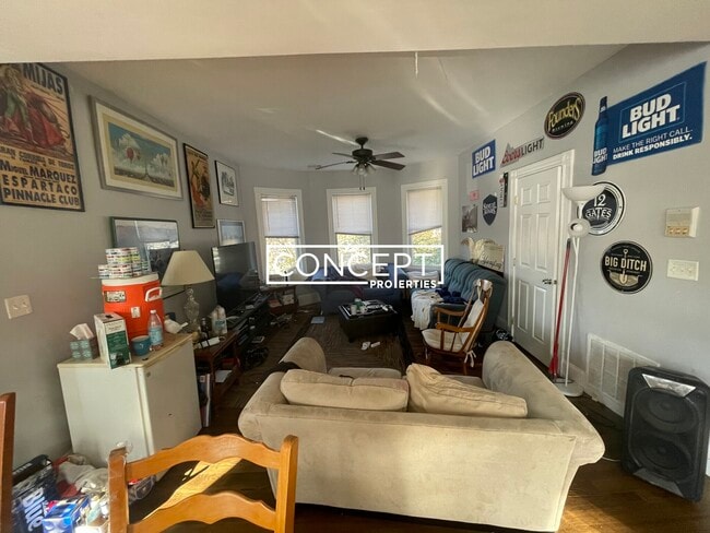 Foto del edificio - 19-A Parker Hill Ave. Unit 3