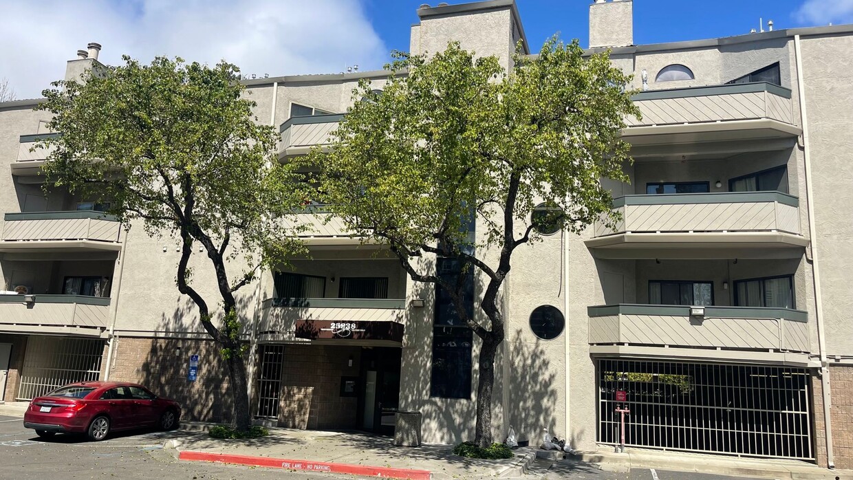 Primary Photo - 25938 Kay Ave. Apt #112