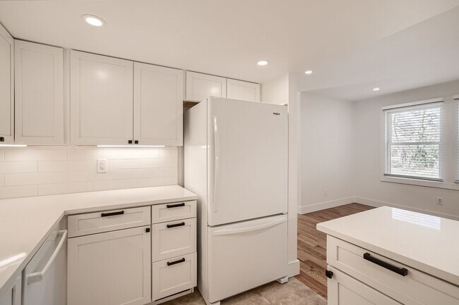 Building Photo - 8167 W 90th Dr