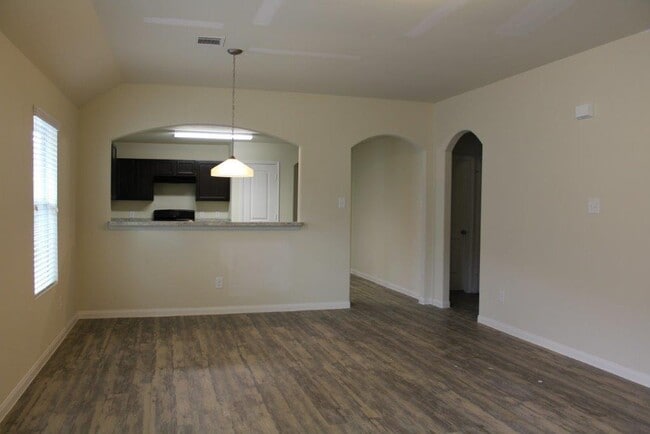 Building Photo - 5627 Plantation Forest Dr