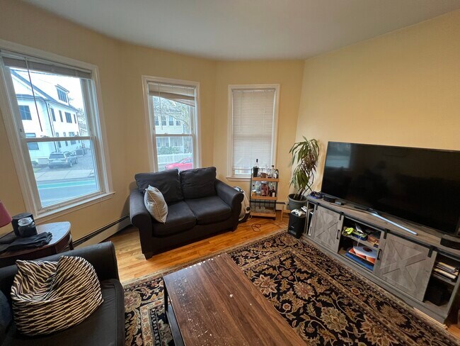 Foto del edificio - 29 Cameron Ave