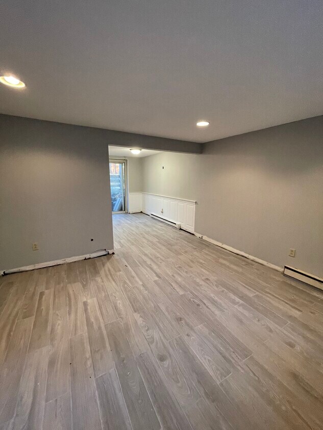 315 Richmond St, East Taunton, MA 02718 Townhouse for Rent in East