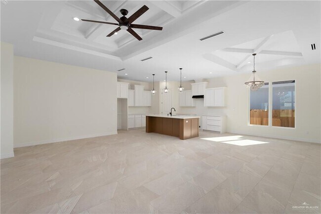 Foto del edificio - 2705 Tassajara St