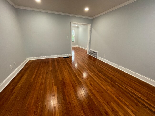 Foto del edificio - 1129 Willow Ave
