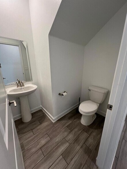 Foto del edificio - 2817 Camden Wy