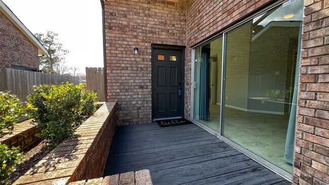 Foto del edificio - 16130 Seahorse Dr