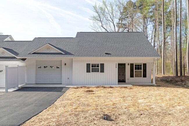 Foto del edificio - New Construction 3 Bedroom/ 2 Bathroom Homes with Garage