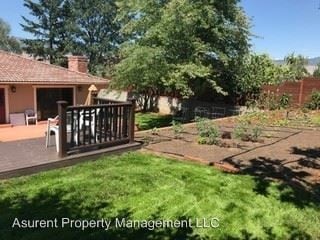 Building Photo - 4 br, 3 bath House - 1946 Nezla St