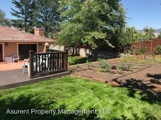 Foto del edificio - 4 br, 3 bath House - 1946 Nezla St