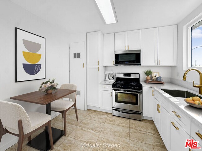 Foto del edificio - 211 E 81st St