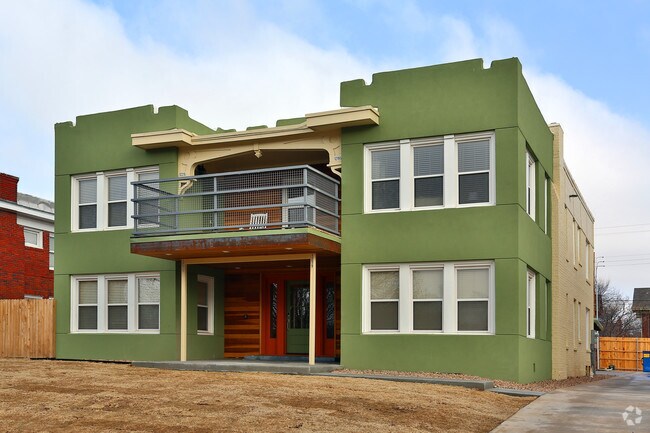 Foto del edificio - 1219-1221 NW 18th