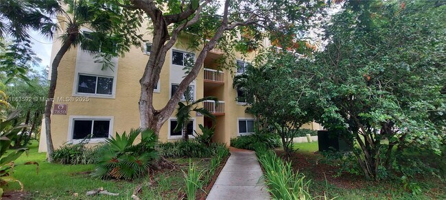 Foto del edificio - 7850 Camino Real