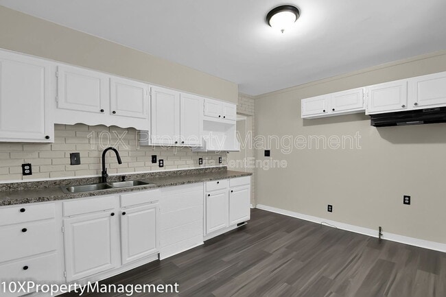 Building Photo - 849 Ruby Ave