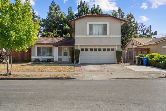 Building Photo - Beautifully Updated Four Bedroom Fremont Retreat w/ Views in Historic Niles