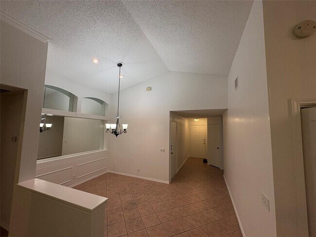 Foto del edificio - 8002 Marble Ridge Dr
