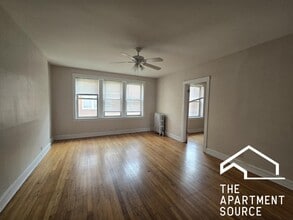 Building Photo - 2348 W Touhy Ave