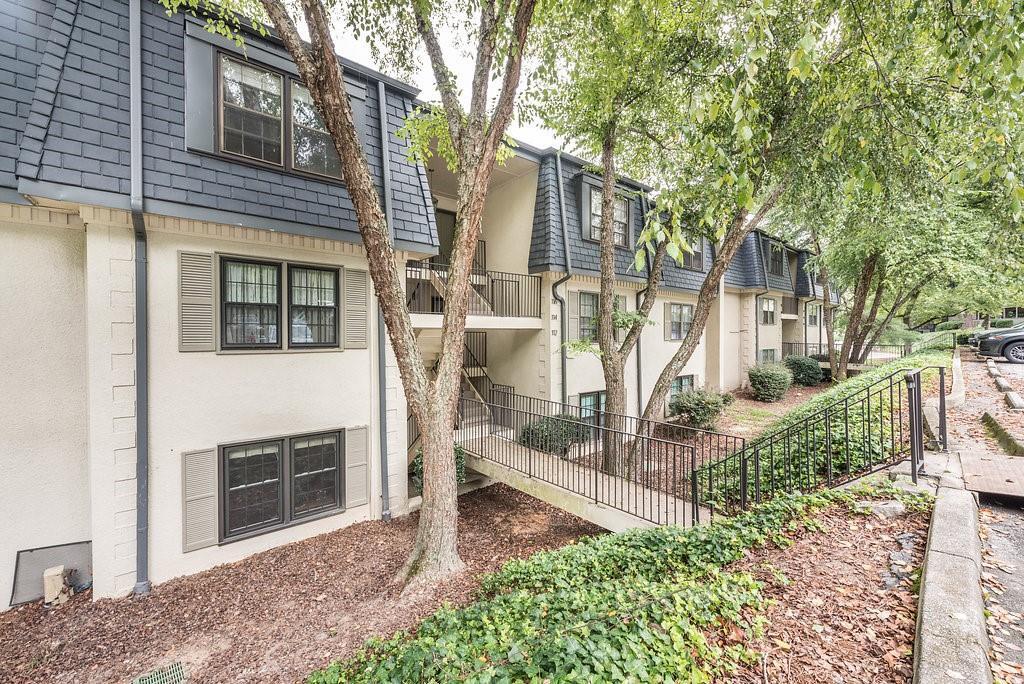 Foto principal - 115 Rosaire Pl NW