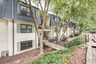 Building Photo - 115 Rosaire Pl NW