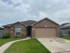 Building Photo - 3838 Las Bahias Dr
