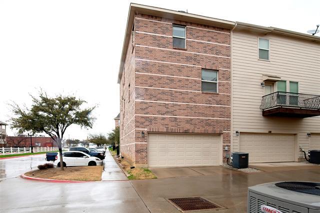 Building Photo - 2500 Rockbrook Dr