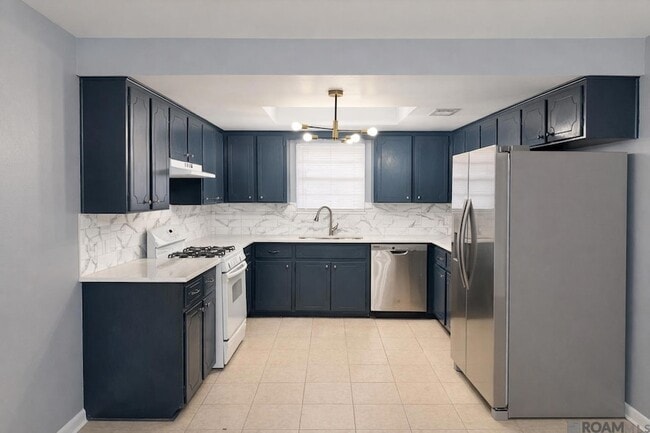 Foto del edificio - 2165 General Beauregard Ave