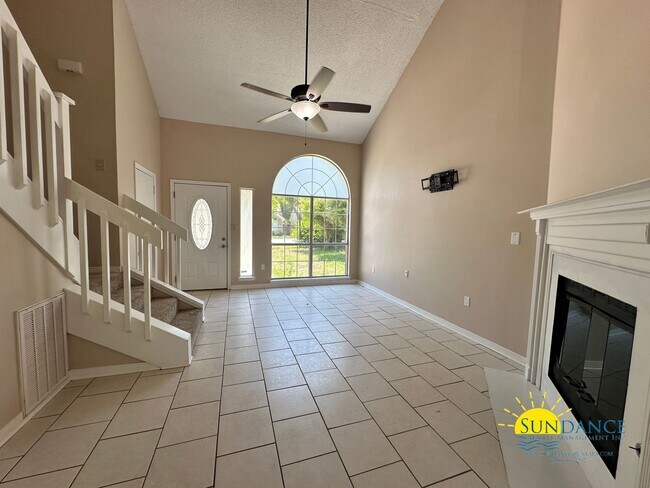 Foto del edificio - Great 4 Bedroom Home in Mary Esther!
