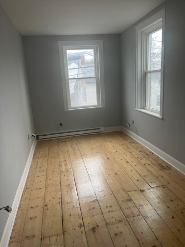 160 Partition St Unit 160 Partition St 3, Saugerties, NY 12477 Room