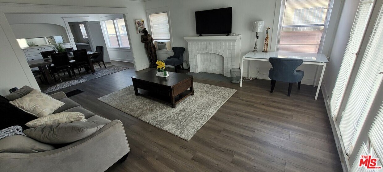Foto principal - 3507 W 59th St