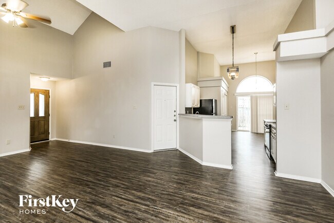 Building Photo - 58 Cimarron Dr