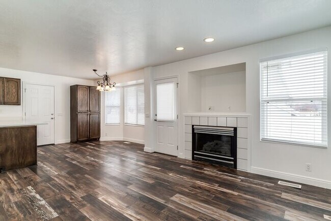 Foto del edificio - Beautiful Single Family Home for Rent in L...