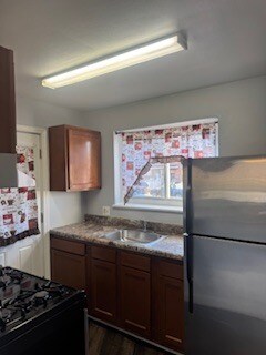 Building Photo - 5006 Roseld Ct