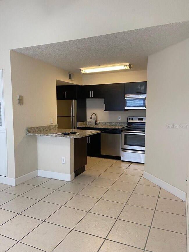 Building Photo - 2213 Grand Cayman Ct