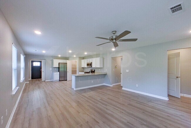 Foto del edificio - 661 June St