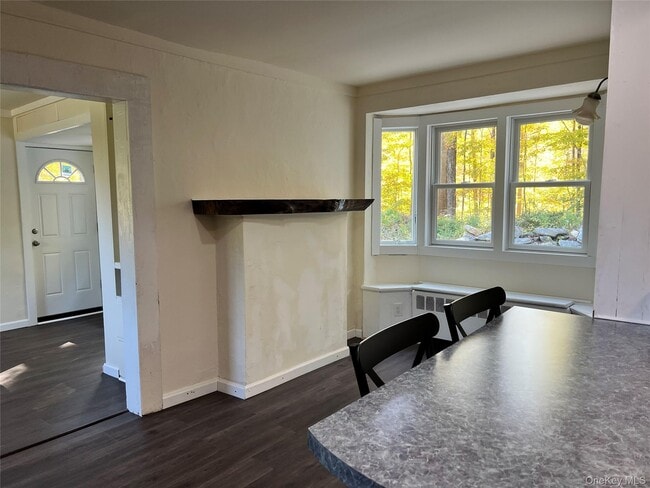 Foto del edificio - 294 Croton Falls Rd