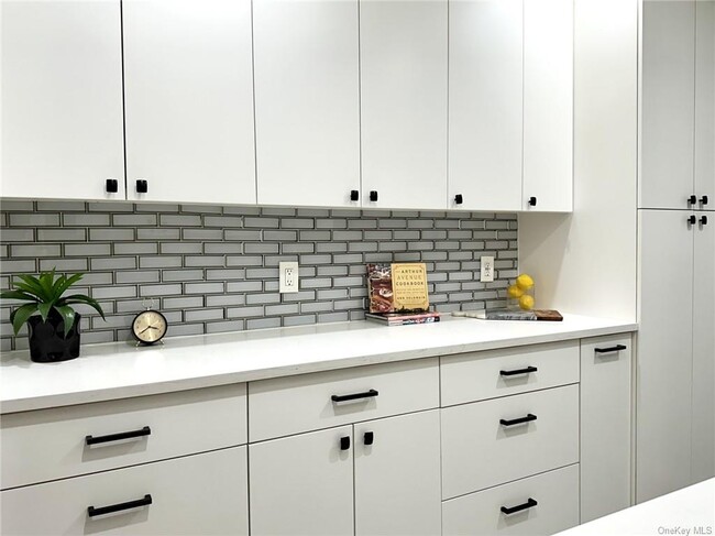 Foto del edificio - 228 Fox Run Ln