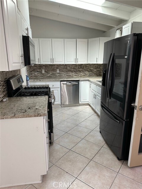 Building Photo - 2206 S Rene Dr